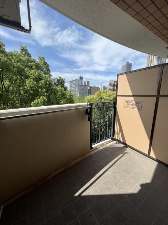 ラグゼ弁天町 ベランダ