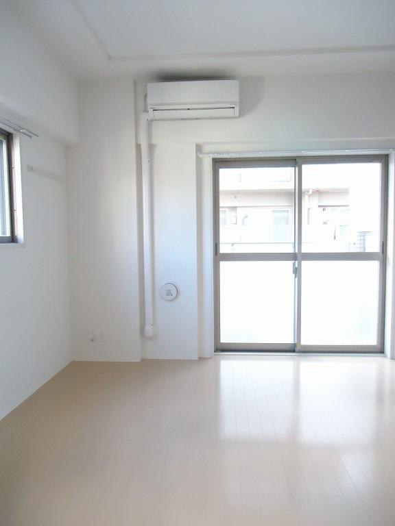 SUPURUSE板橋弐番館 リビング