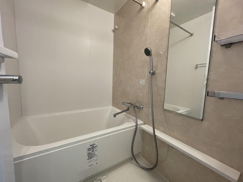 M.R Residence 風呂画像