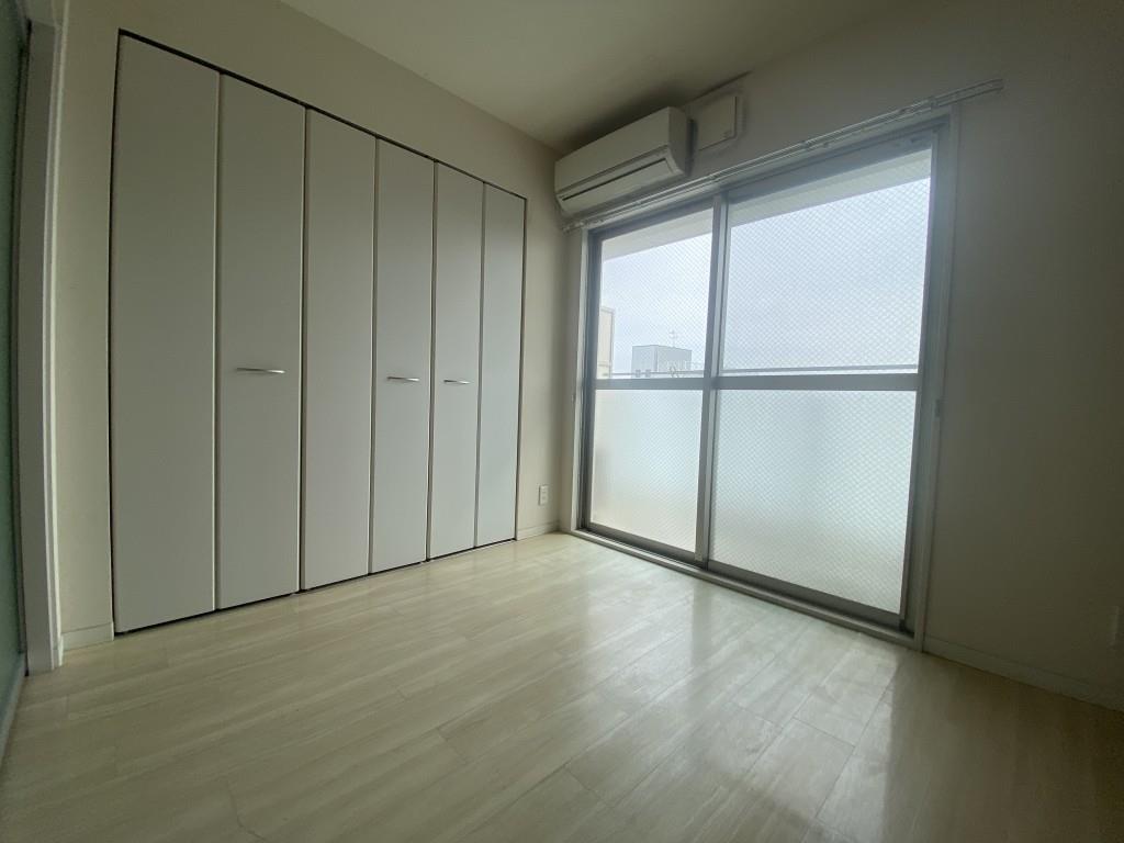 LaCASA江坂 ベッドルーム