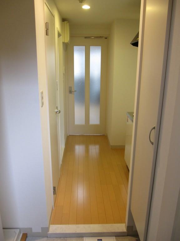 ポラーノ東高円寺 玄関