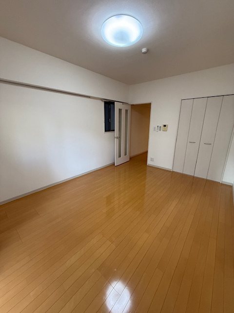 サンライズ・新町大塚ビル ベッドルーム