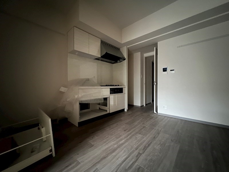 AMKレフィナード中宮 リビング