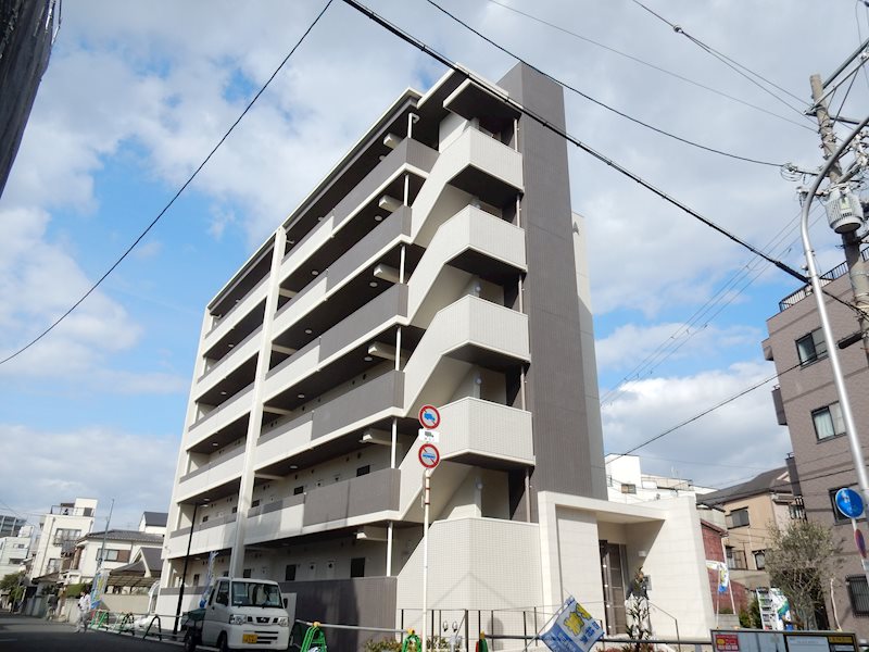 鉄筋コンクリート造6階建て