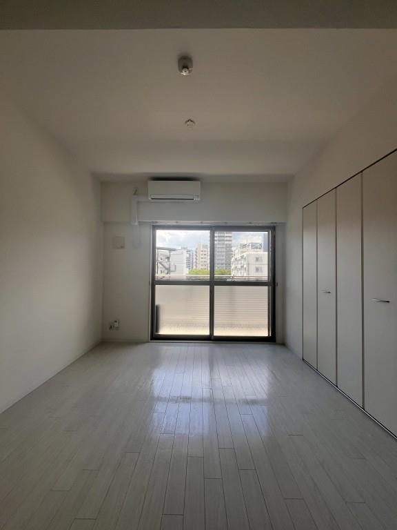 ハーヴェスト江坂 ベッドルーム