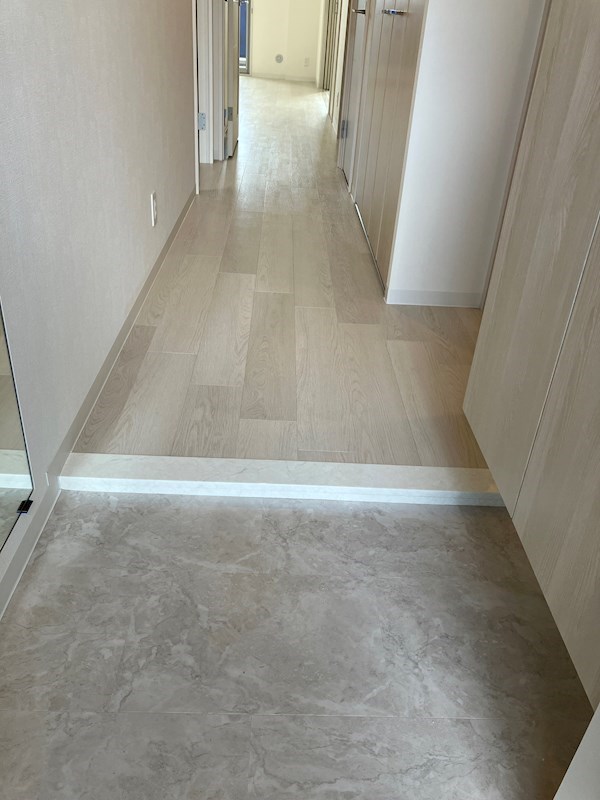 リラスクエア相生 玄関