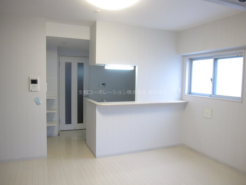 ランエージ新御徒町 リビング