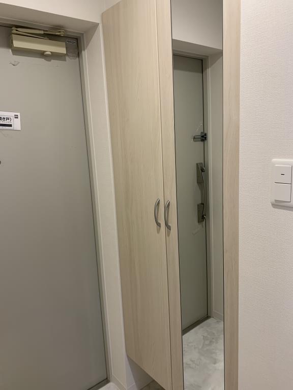 テ レジャンデール護国寺WEST 玄関