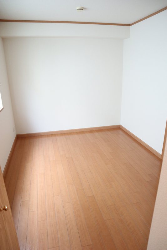 LIVRE1 ベッドルーム