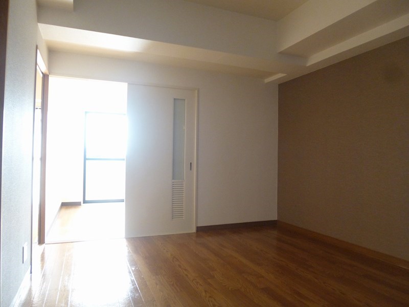 シャルマン・シェソワ その他9