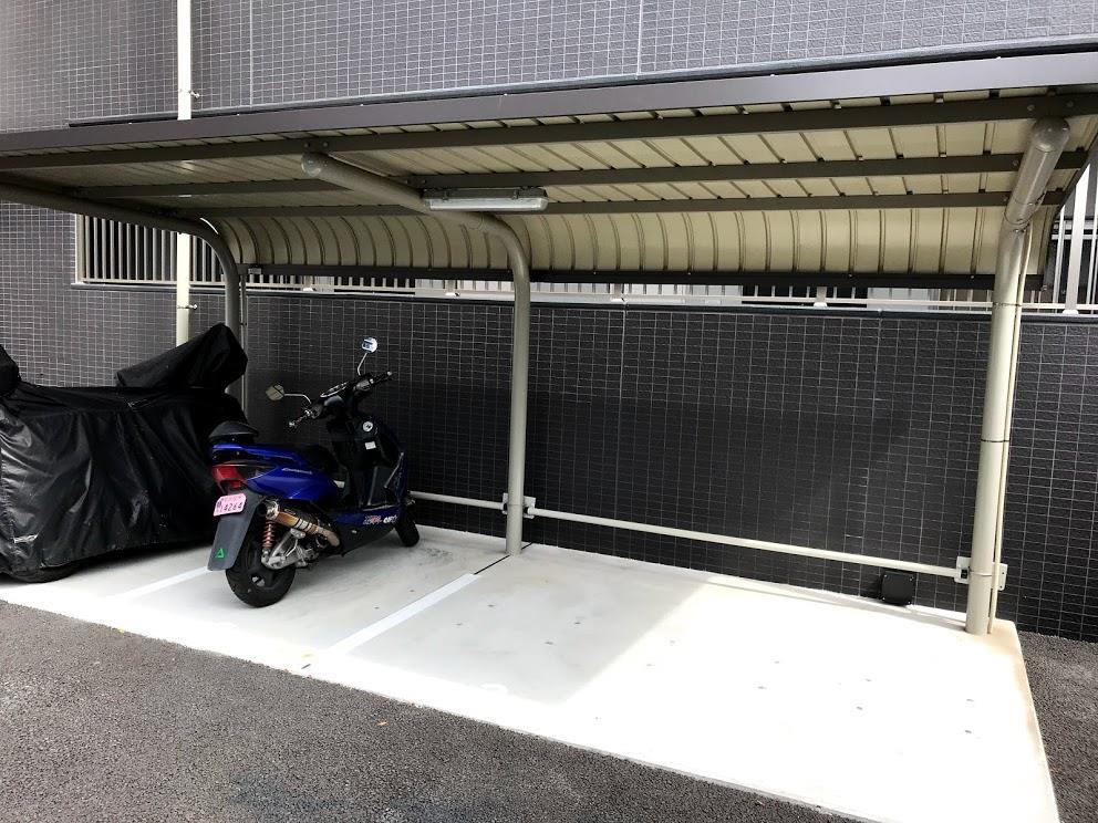 While 椿 その他16