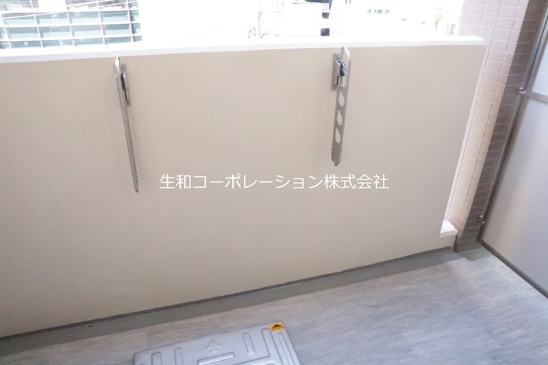 ラピスポンス新横浜 ベランダ