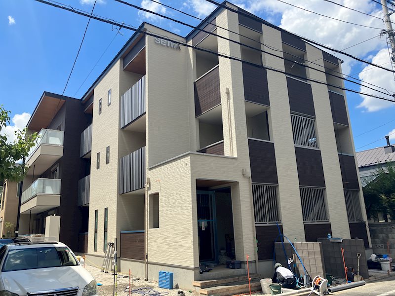 プランドール浦和仲町 外観写真