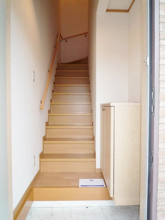 ルミナスコート 玄関