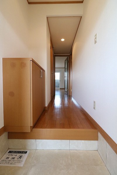 アスク篠 玄関