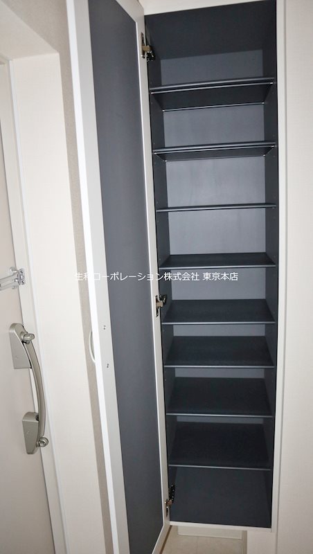 カーサ ユタカ 玄関