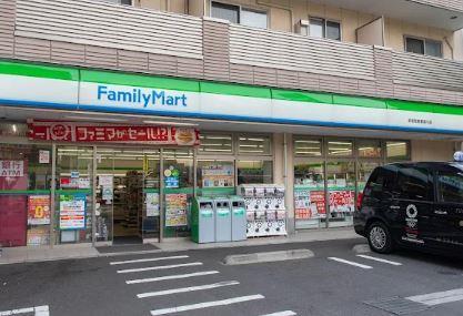 ユーノ新宿柏木 コンビニ