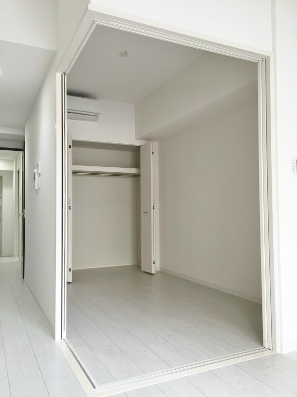 江坂 和 その他8