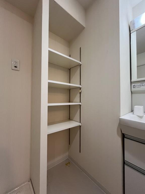 江坂 和 その他18