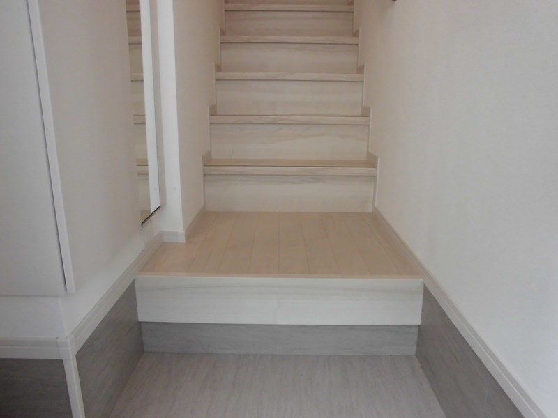 ｳｴｽﾄｳﾞｨﾗ 玄関