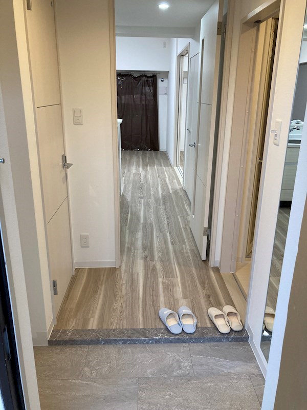 PLAISIR CAMPHRIER(プレジールカンフリエ) 玄関