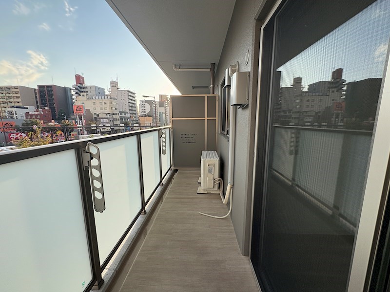 PLAISIR CAMPHRIER(プレジールカンフリエ) ベランダ