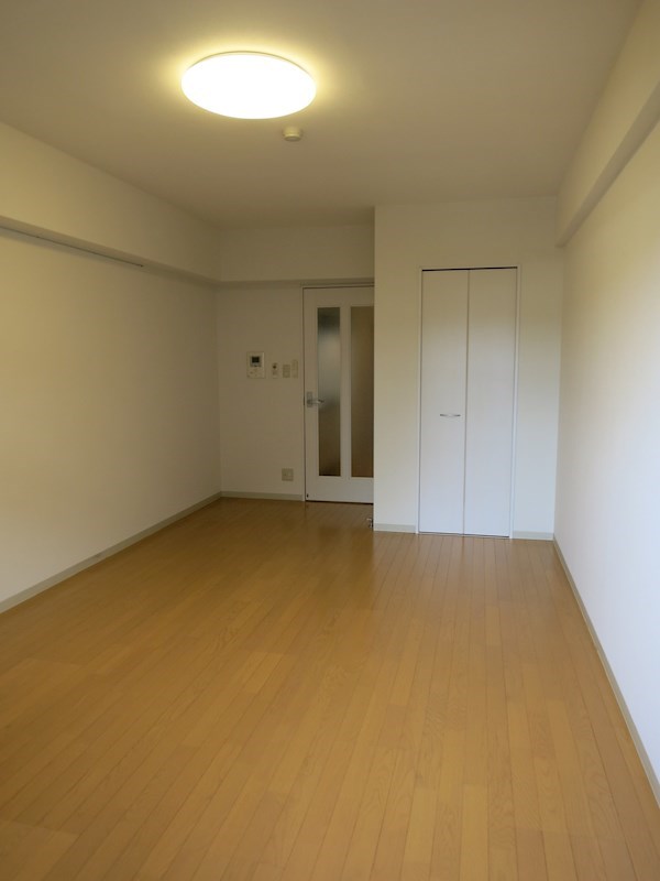 Ｆコスモ新検見川 リビング