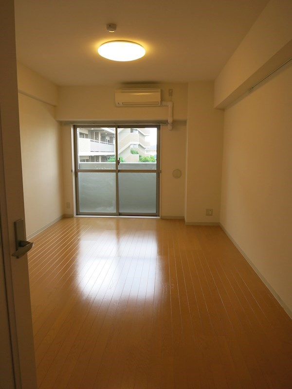 Ｆコスモ新検見川 ベッドルーム