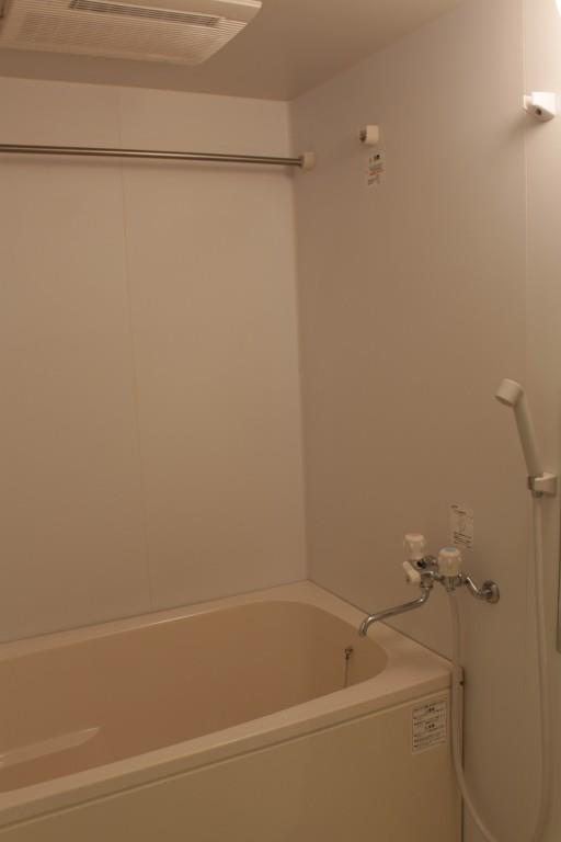 クリスタルコート 風呂画像