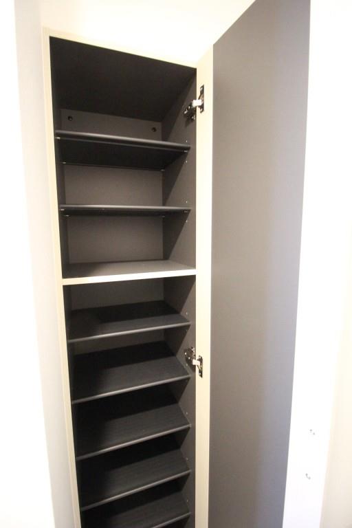 ブルースカイ 玄関