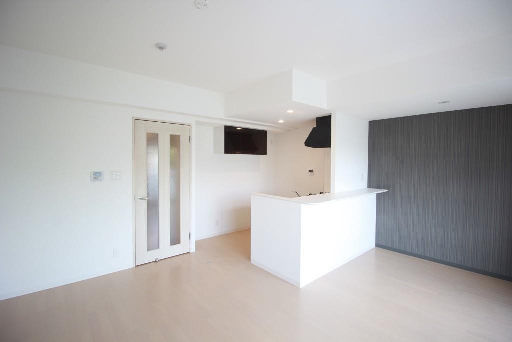 ブルースカイ リビング