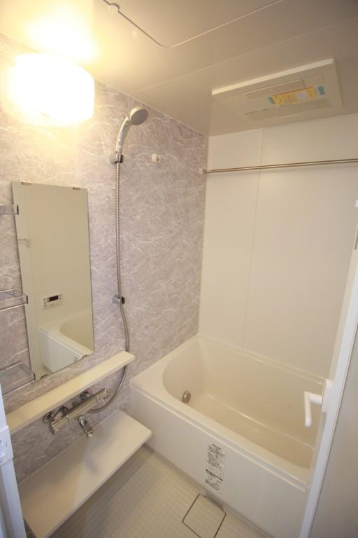 ブルースカイ 風呂画像