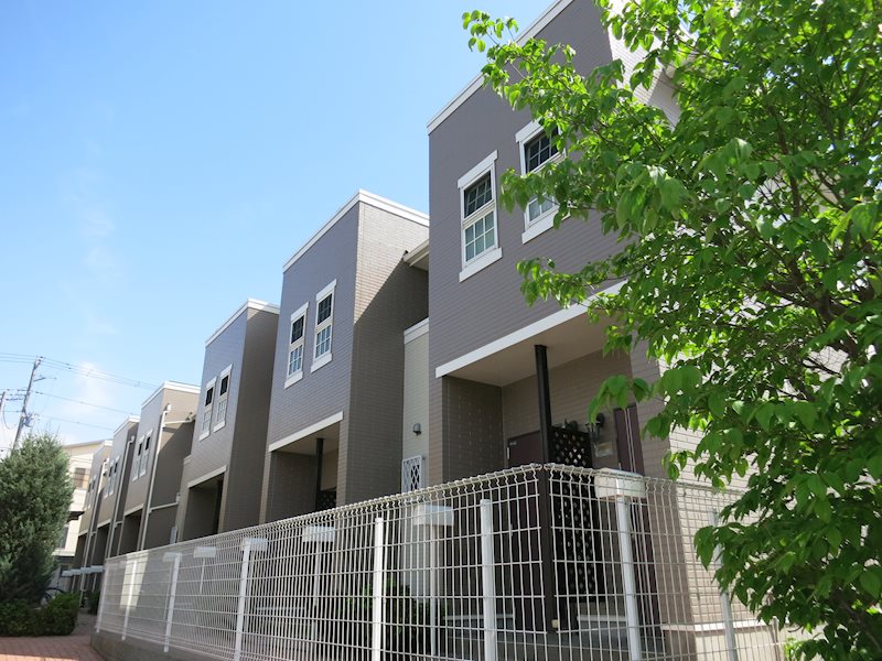 レカン ド コリーヌ 101号室 外観