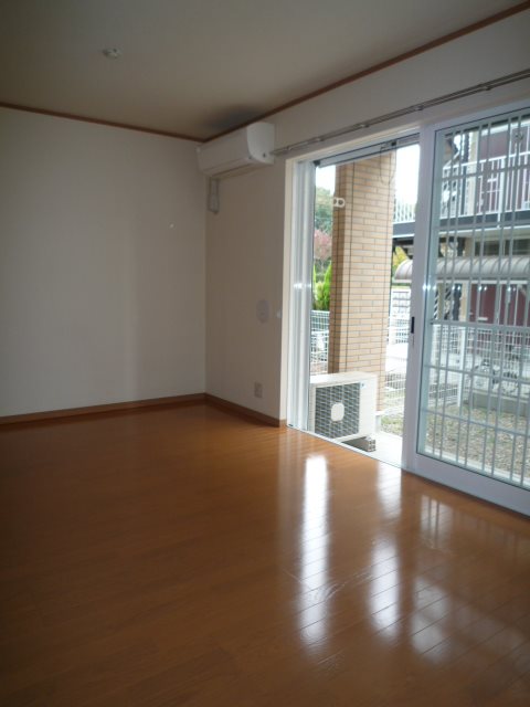 レカン ド コリーヌ リビング