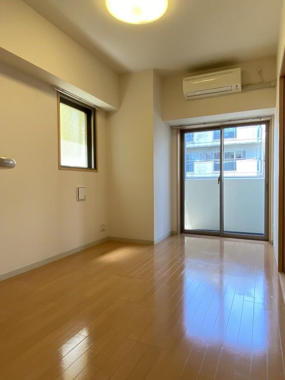 アトラスリベルタ新御徒町 リビング