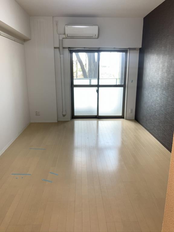 フォーチュン ドゥミール リビング