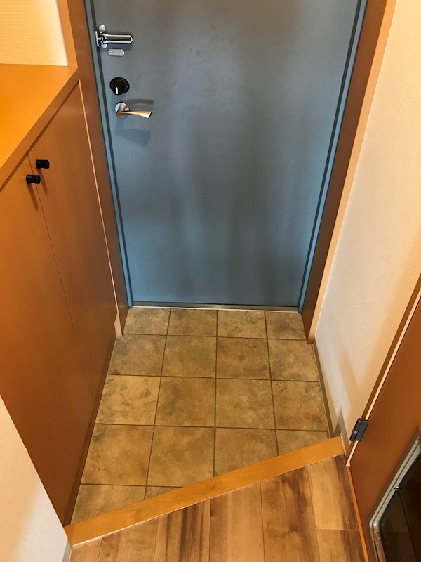 シャン・ド・ローズ 玄関