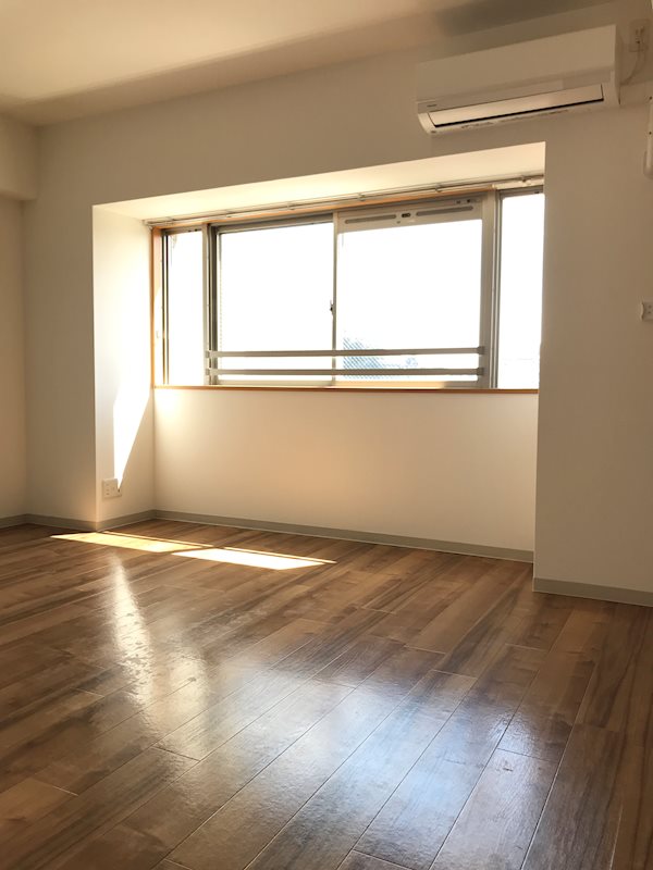 シャン・ド・ローズ リビング