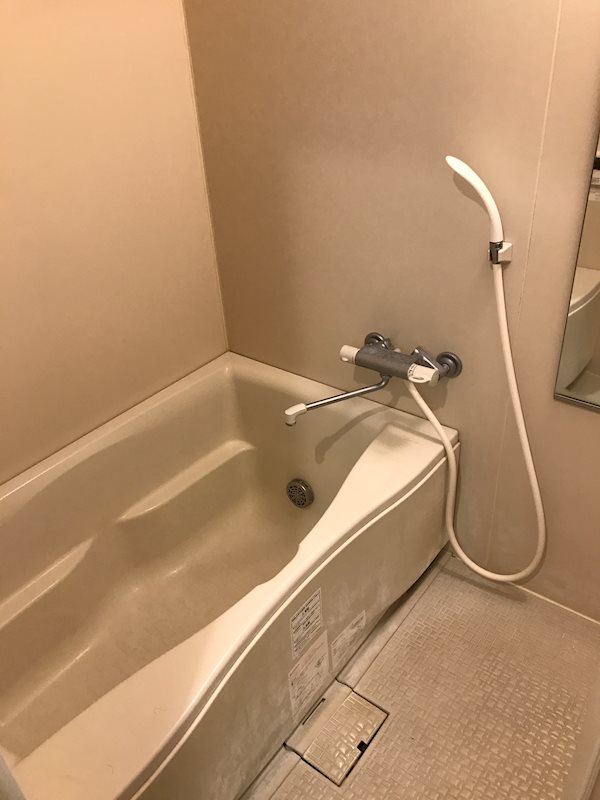 シャン・ド・ローズ 風呂画像