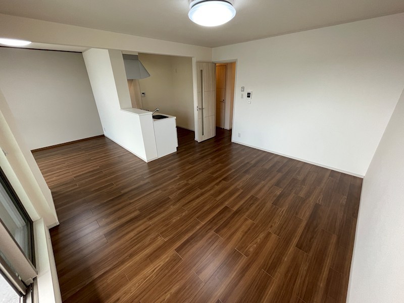 ハイツ第三寺新 リビング