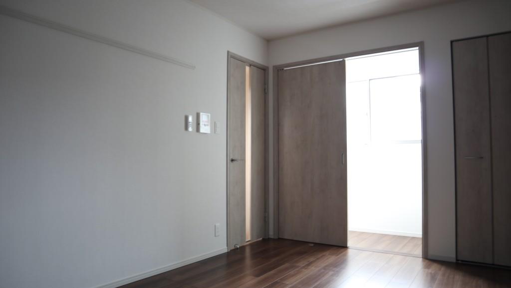 E garden ベッドルーム