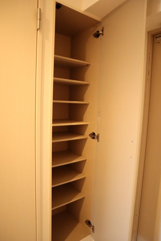 West練馬春日町 玄関