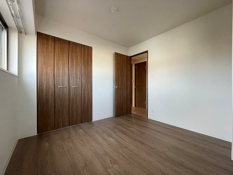 ジュネス稲城 ベッドルーム