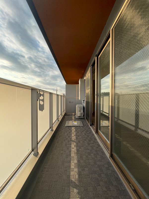 ジュネス稲城 ベランダ