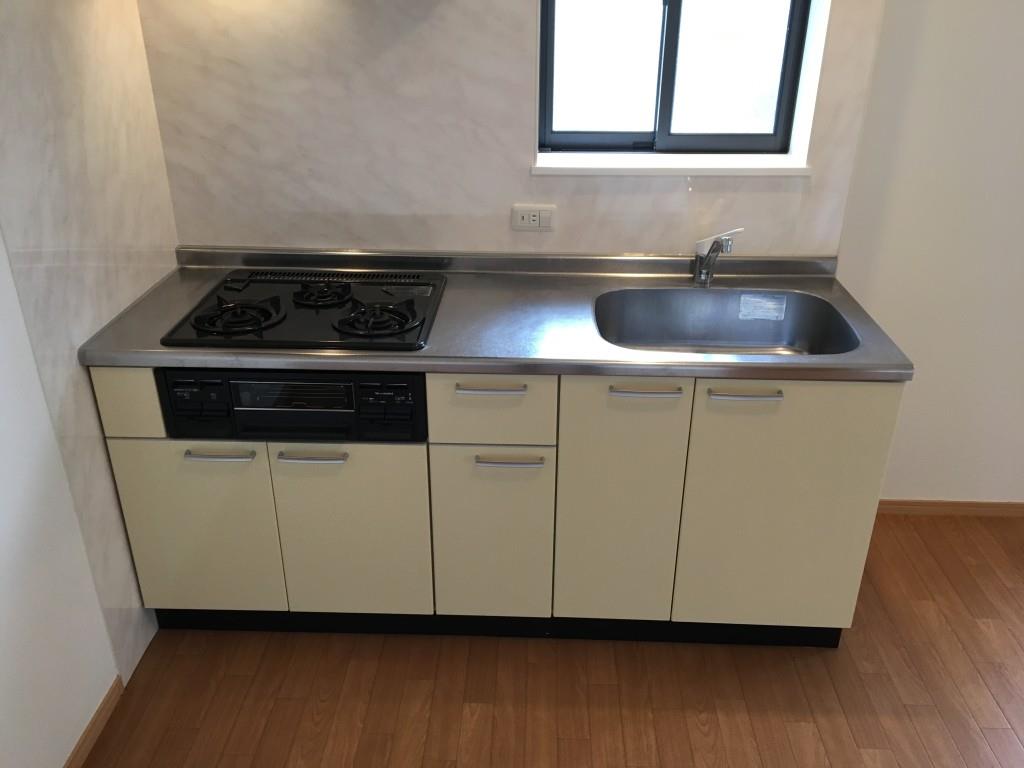 Jade F.A. キッチン