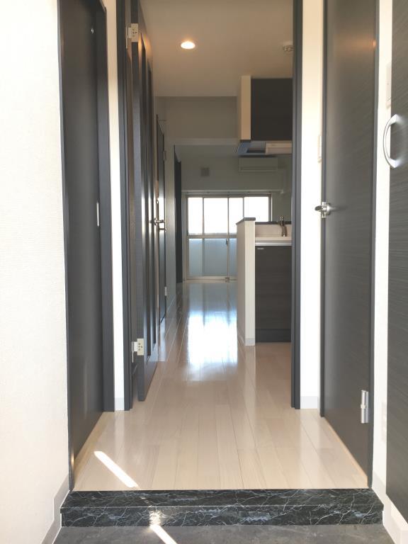 コンフォール亀有 玄関