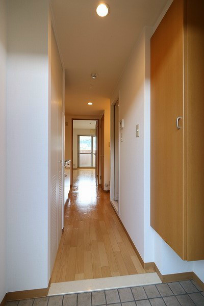 ラ・フォレスタ 玄関