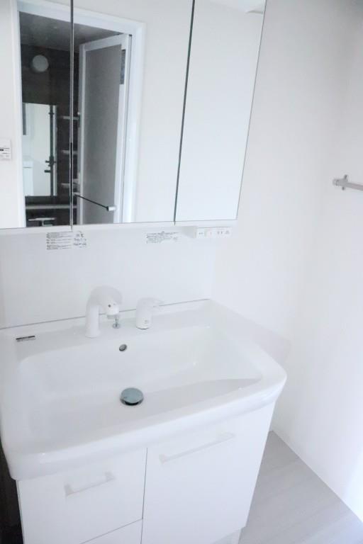 エワル その他8