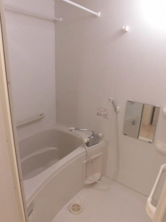 ナウトローネ 風呂画像