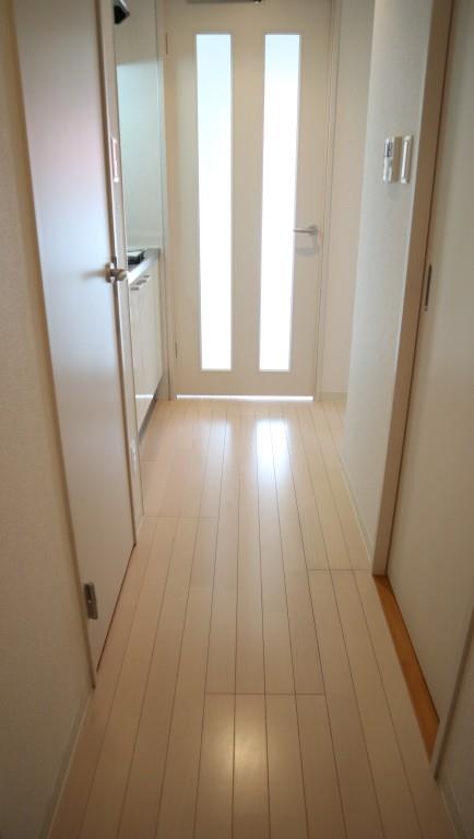 サンセール羽田 玄関